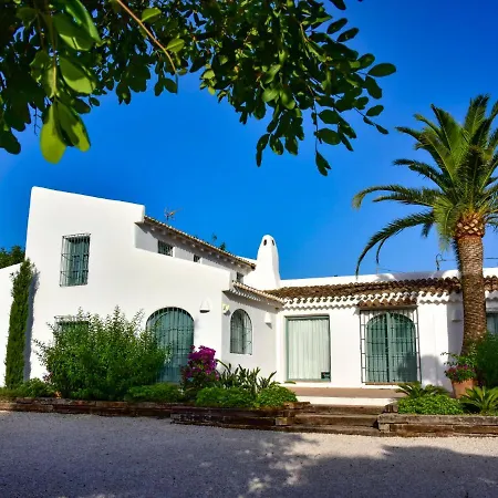 Holiday home Holiday Bisserot By Interhome *